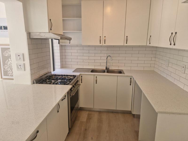 To Let 3 Bedroom Property for Rent in Hout Bay Western Cape